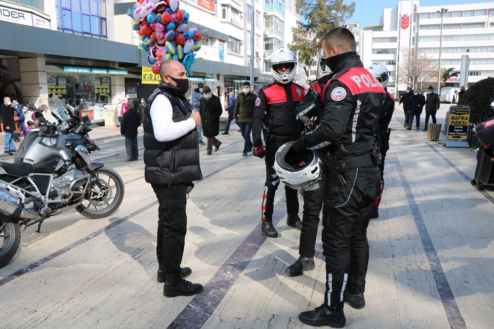 'Kırmızı' alarm veren Samsun'da önlemler de kuyruklar da arttı - 84608