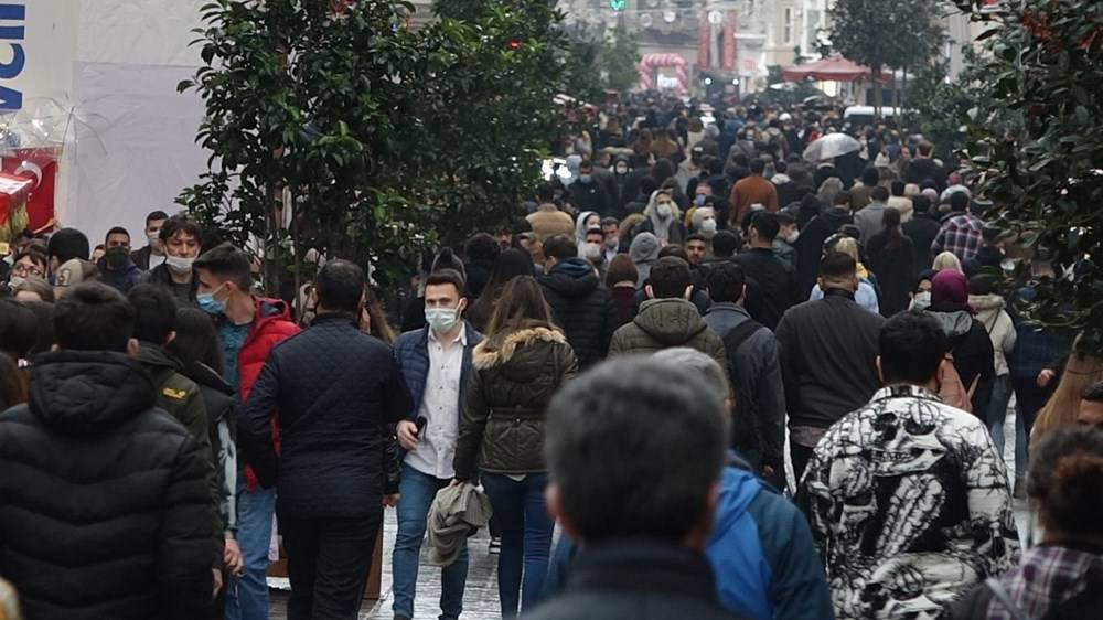 İstiklal Caddesi'nde yoğunluk - 84619