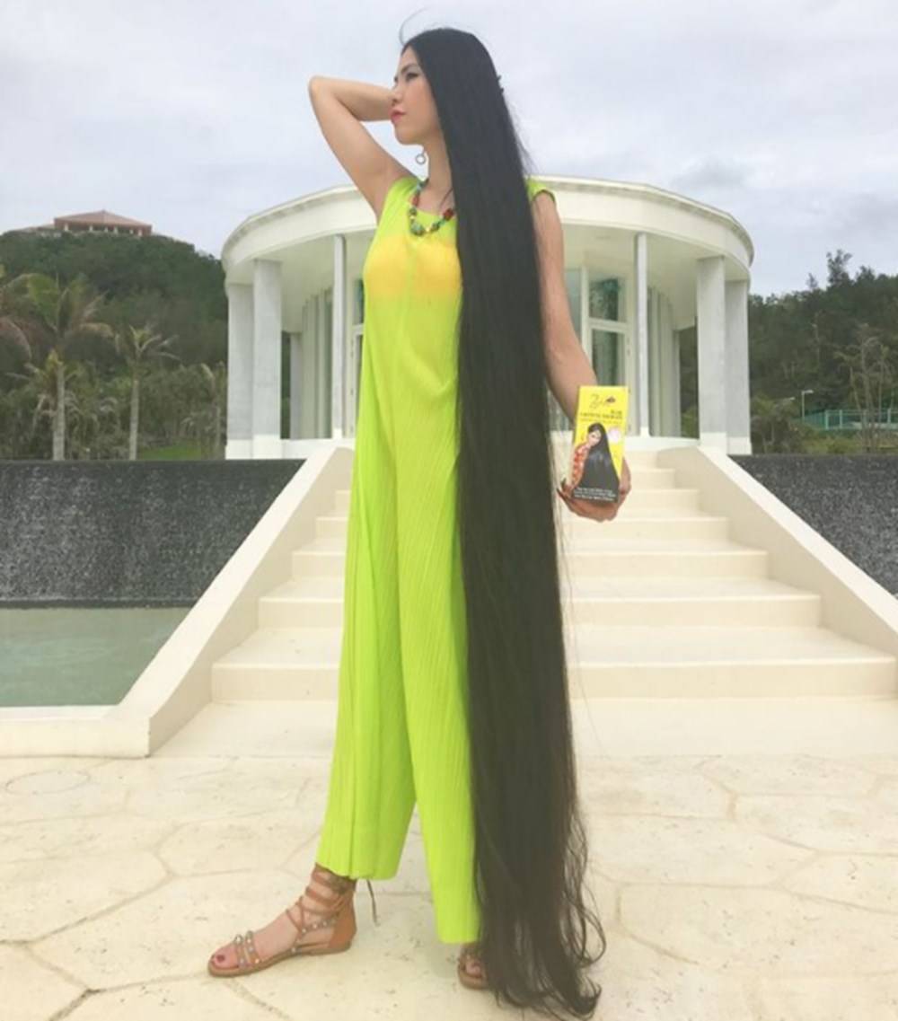 15 yıldır saçlarını kestirmeyen 'Japon Rapunzel’in saçları iki metreye ulaştı - 84645