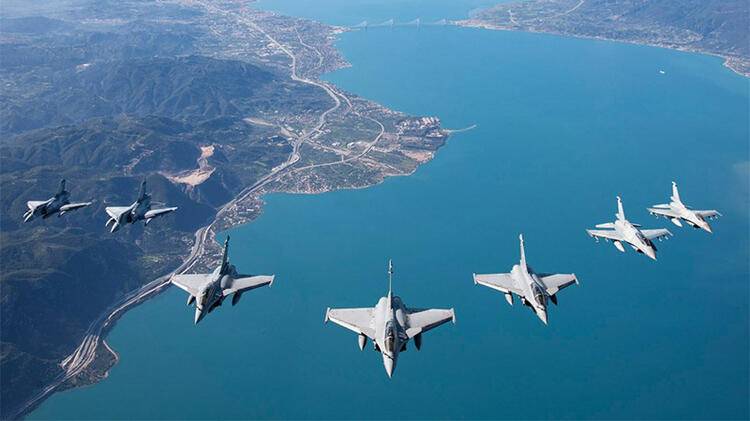 Yunan medyası bunu konuşuyor… ‘Türk SİHA'larına karşı hazırlanıyorlar’ - 10