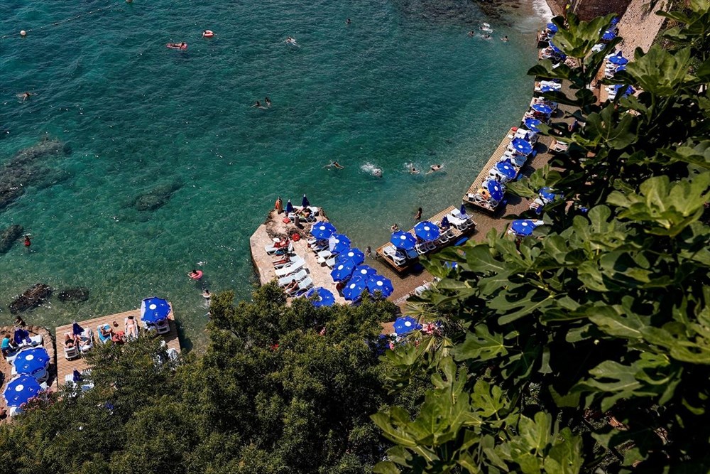 Covid-19 vakalarının düşmesi ve aşılamanın artması turizmi hareketlendirdi - 3