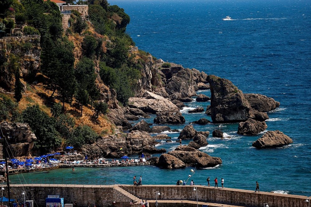 Covid-19 vakalarının düşmesi ve aşılamanın artması turizmi hareketlendirdi - 6