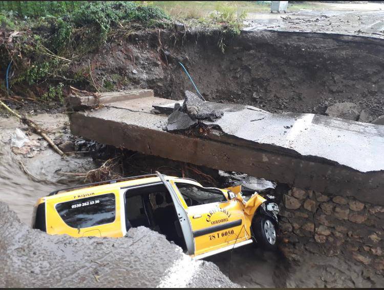 Bartın'da sel felaketi: 1 ölü, 1 kayıp - 4