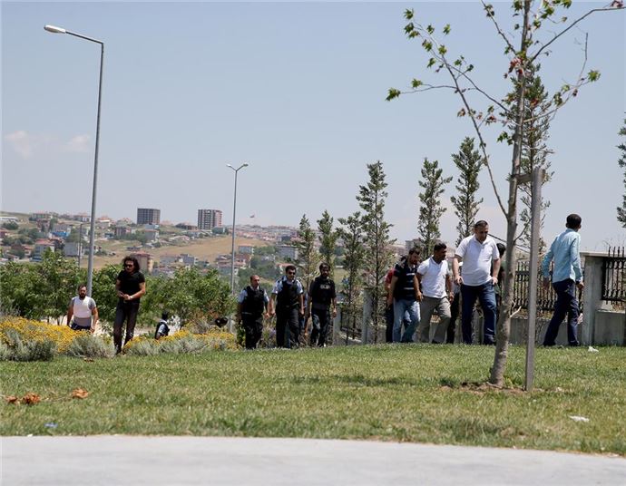 İstanbul'da çatışma: 1 polis şehit oldu - 1