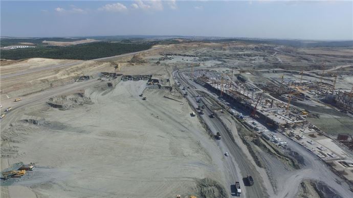 3. havalimanın ilk yolcu salonu tamamlandı - 10