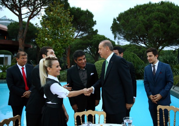 Erdoğan sanatçı ve sporcuları ağırladı - 809
