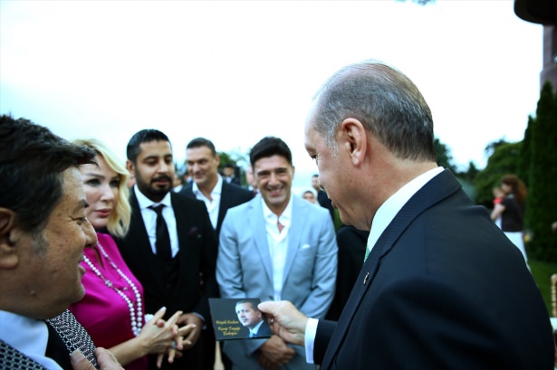 Erdoğan sanatçı ve sporcuları ağırladı - 600