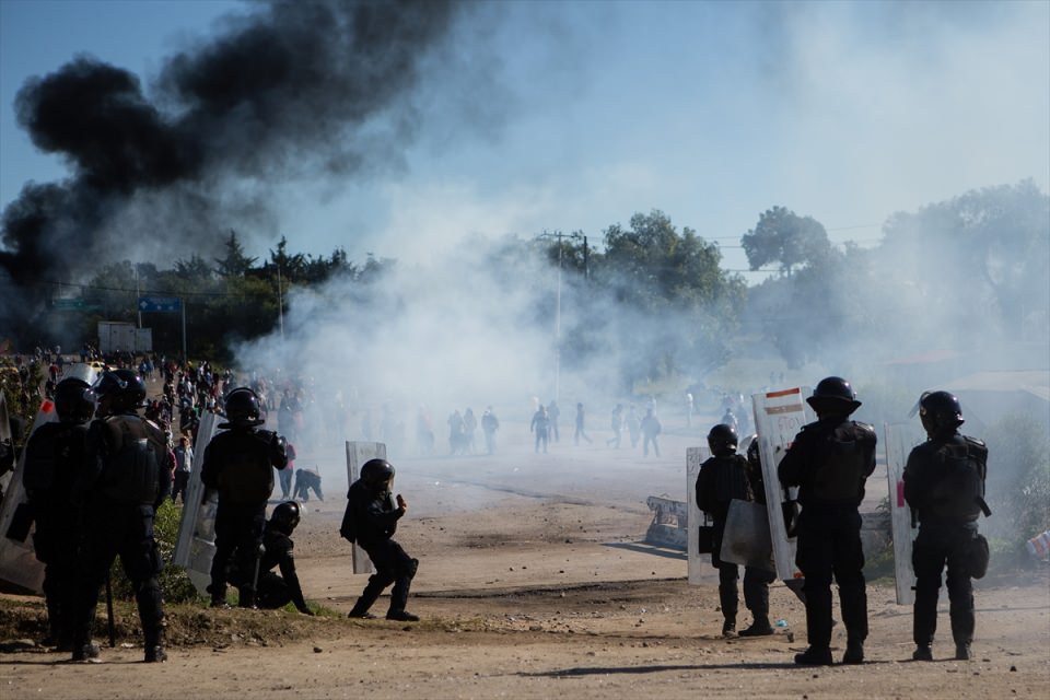 Meksika karıştı: 6 ölü - 18