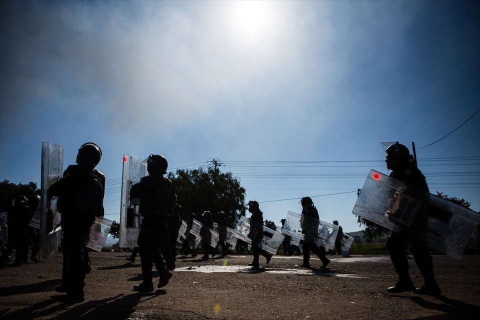 Meksika karıştı: 6 ölü - 25