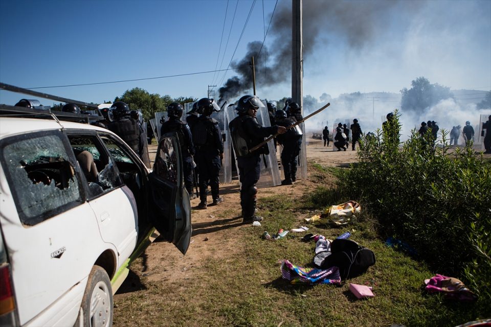 Meksika karıştı: 6 ölü - 21