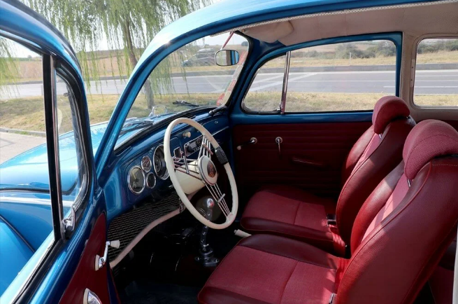 İlaç mümessili, hobisinin peşinden gitti: Klasik otomobilleri restore ediyor - 7