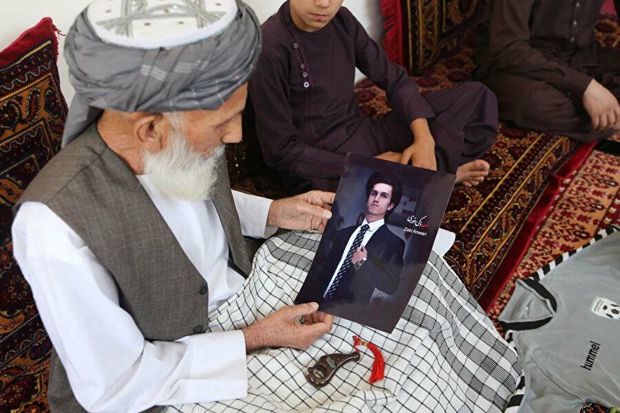 Tahliye uçağından düşen Afgan milli futbolcunun ailesi ABD'li pilotların yargılanmasını istiyor - 9