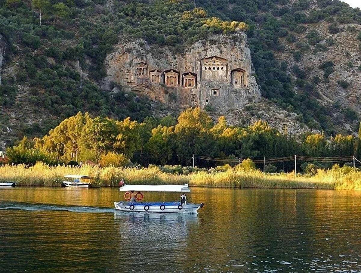 Her yıl bir milyon kişi ziyaret ediyor: Labirent görünümlü sazlıklar arasında geziyorlar - 10