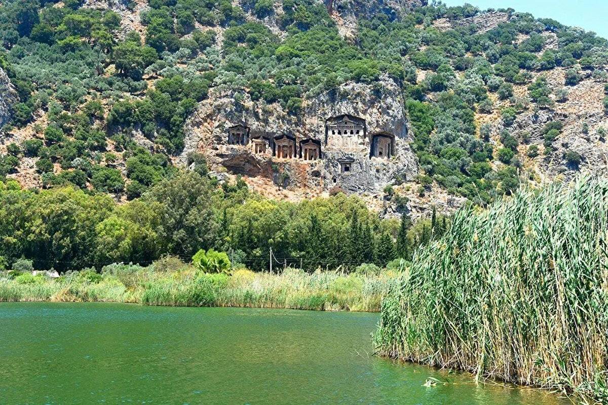 Her yıl bir milyon kişi ziyaret ediyor: Labirent görünümlü sazlıklar arasında geziyorlar - 12