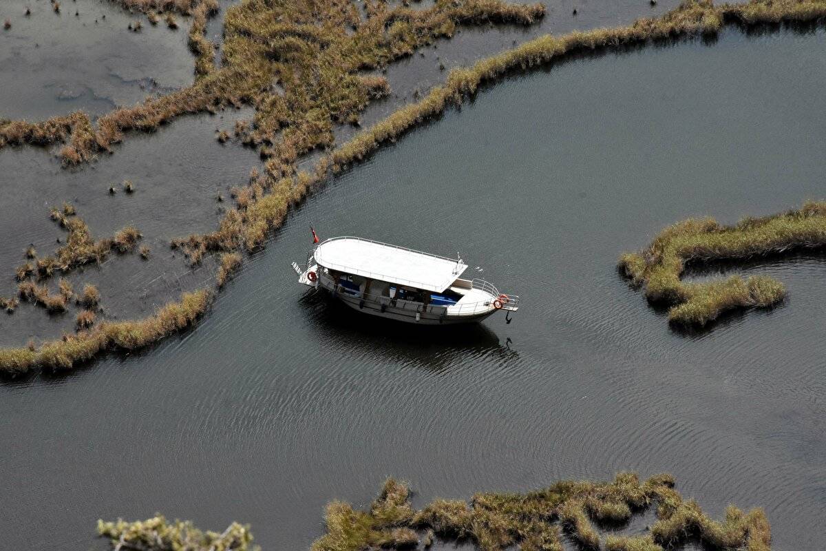 Her yıl bir milyon kişi ziyaret ediyor: Labirent görünümlü sazlıklar arasında geziyorlar - 18