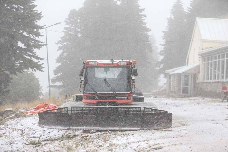 Uludağ ve Kartalkaya'ya mevsimin ilk kar yağışı düştü - 12