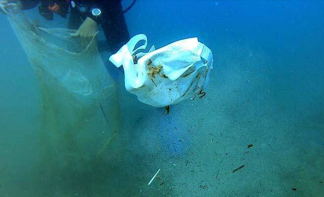 Deniz tabanı maske ve eldiven dolu - 3