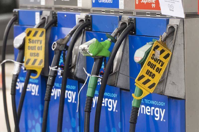 Fotoğraflar İngiltere'den! Kuyruğun sonu görünmedi - 6