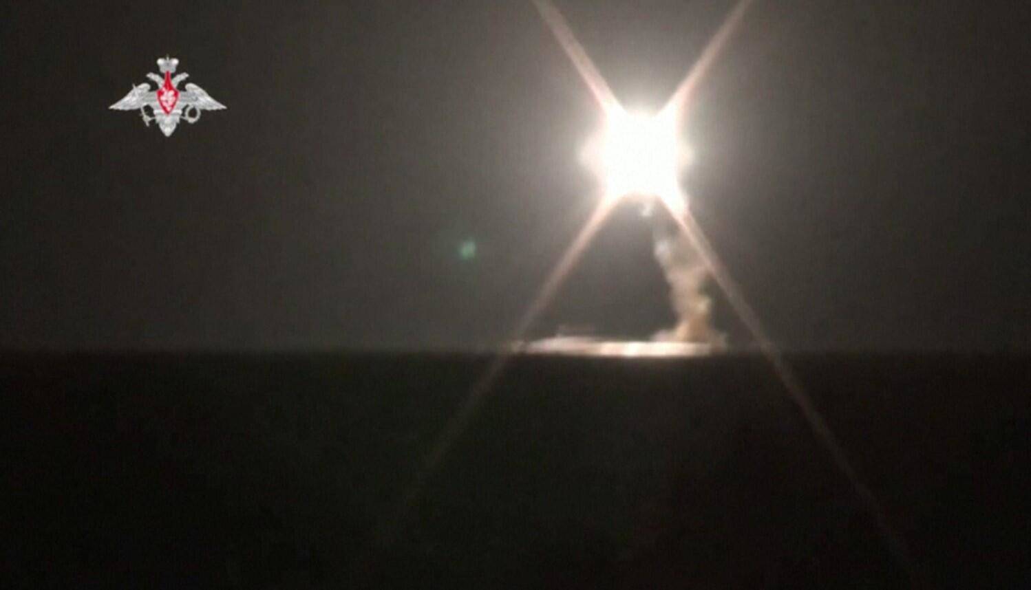 Rusya hipersonik 'Tsirkon' füzesini ilk defa nükleer denizaltıdan fırlattı - 2