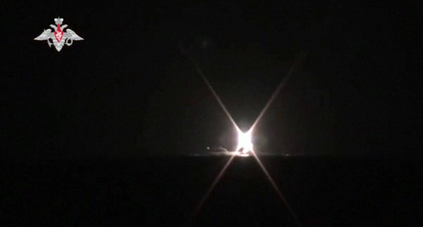 Rusya hipersonik 'Tsirkon' füzesini ilk defa nükleer denizaltıdan fırlattı - 1