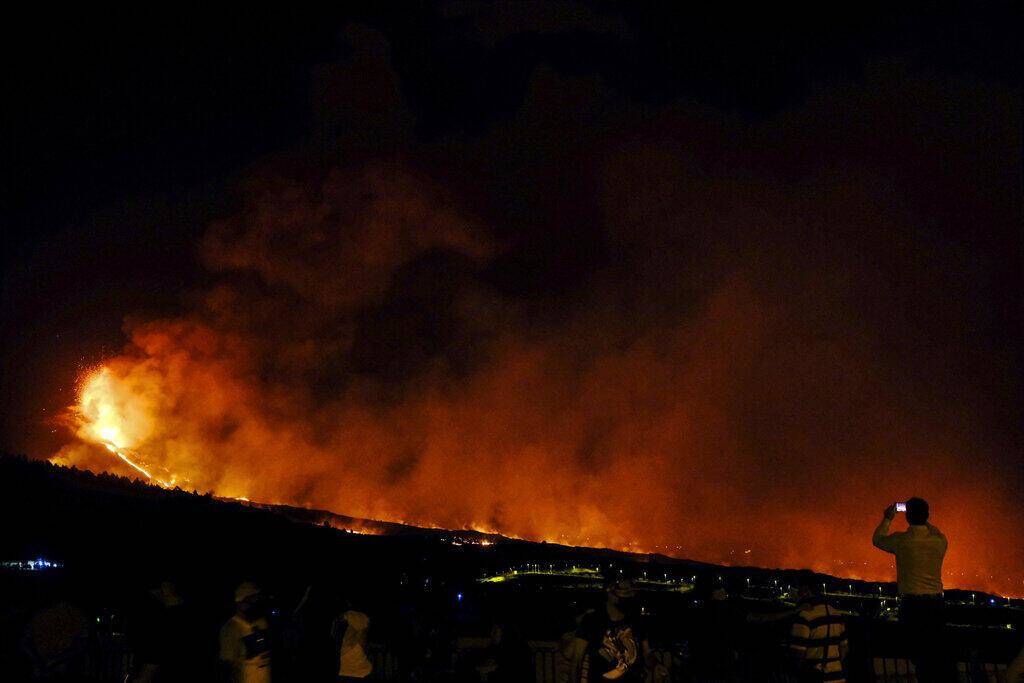 La Palma'daki yanardağ patlamasının ardından lav akışı böyle görüntülendi - 2