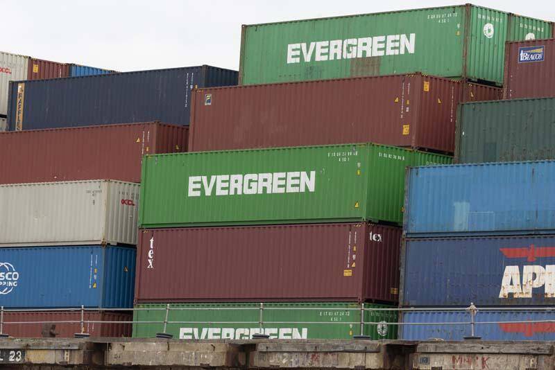 İngiltere'de nakliye krizi: Limanda birikiyorlar - 4