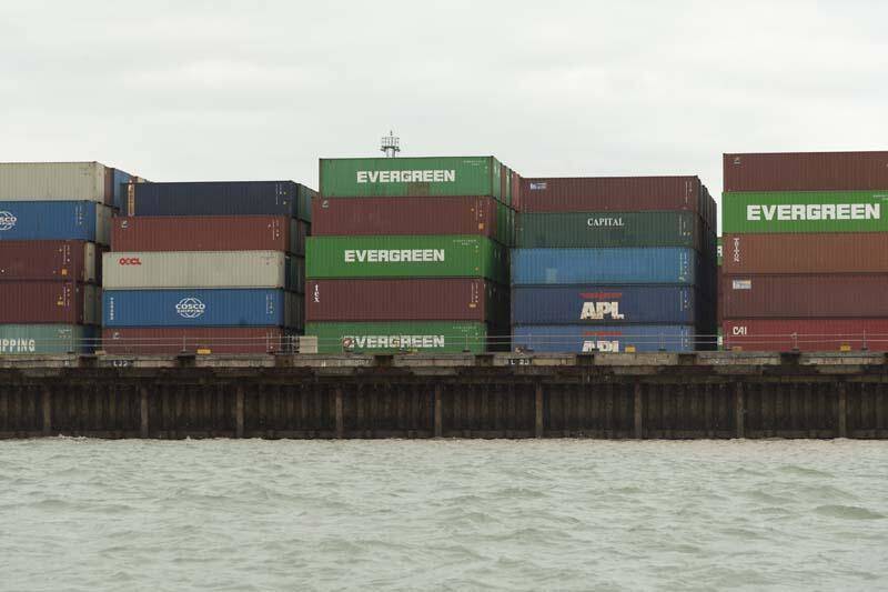 İngiltere'de nakliye krizi: Limanda birikiyorlar - 7