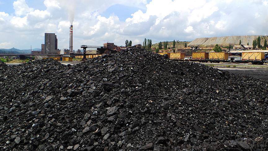 Küresel iklim krizi: Kömür plastiğin yanında 'iyi kalabilir' - 3