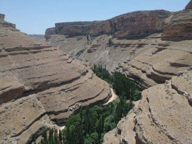 Türkiye'de görülmesi gereken 'doğa harikası' kanyonlar! - 8