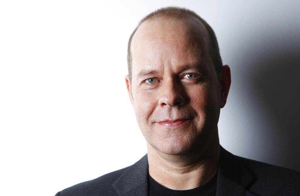 Friends dizisinin Gunther'ı James Michael Tyler hayatını kaybetti - 1