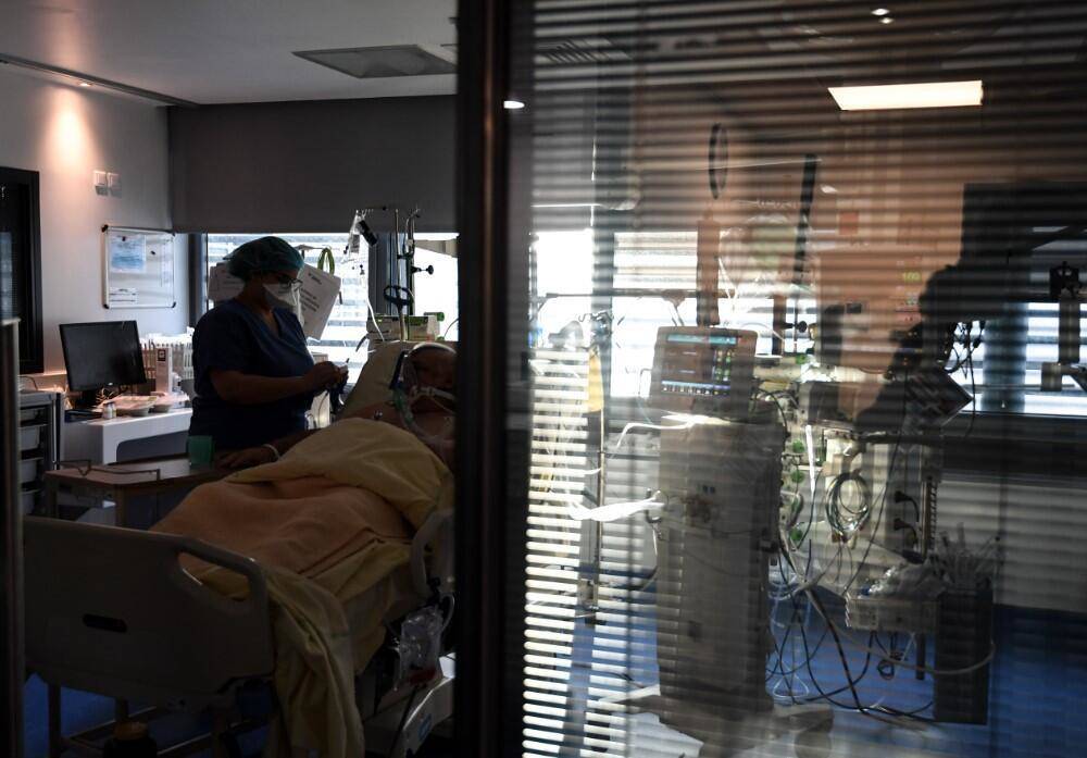 Çin'de 'Delta' alarmı: Vakalar 11 bölgeye yayıldı - 4