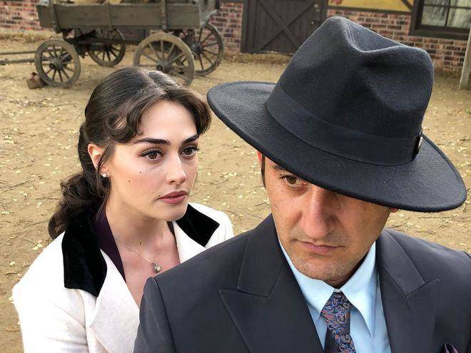 Esra Bilgiç yaptıklarıyla set ekibini bezdirdi - 6