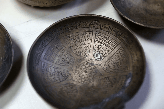 Koleksiyoncuların gözdesi: Suyu duayla buluşturan şifa tası - 10