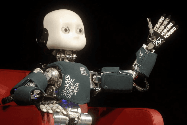 Iron Man zırhıyla donatıldı: Enkaz altında kalan afetzedeleri kurtarmak için robot geliştirildi - 1