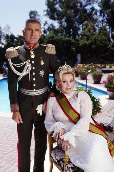 15 milyon sterlin: Alman prens, mirasını bırakmak için 27 yaşındaki genci evlat edindi - 3