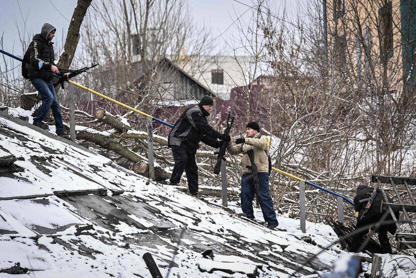 ABD Ukrayna’ya hangi silahları gönderecek: Askeri uzmanlar ne diyor? - 1