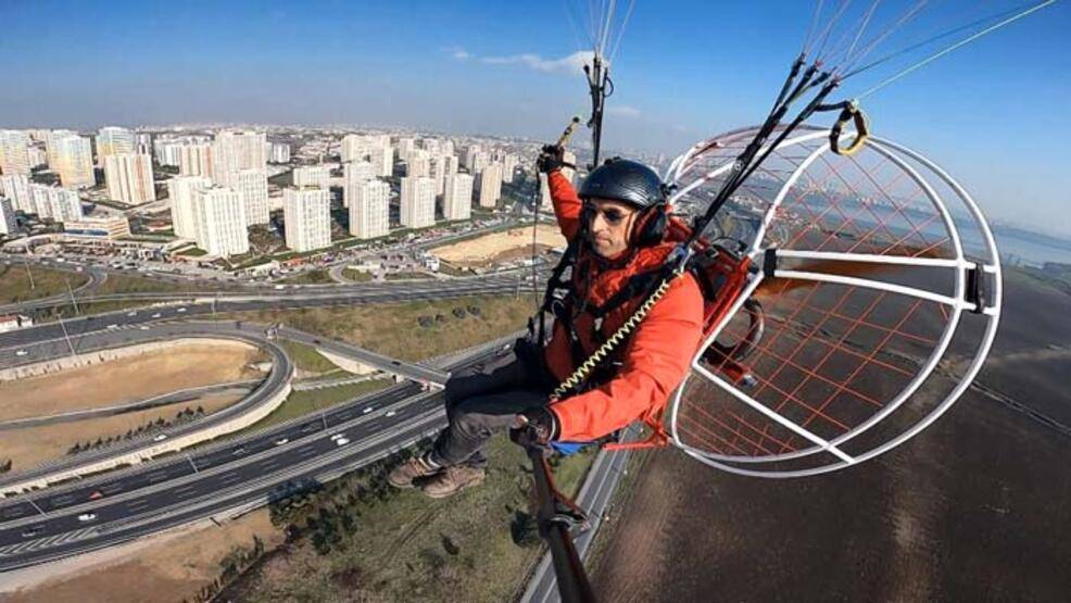 İstanbul'da paramotor uçuşunda havada telefon tamiri yaptı - 11