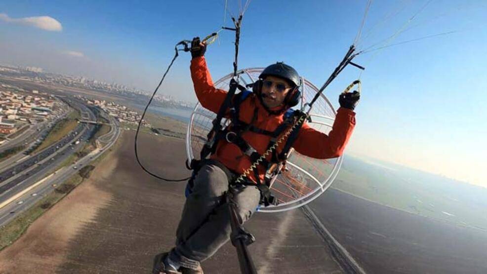 İstanbul'da paramotor uçuşunda havada telefon tamiri yaptı - 12