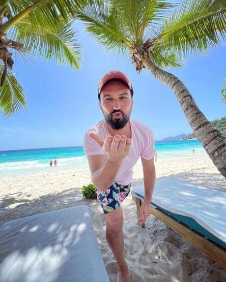 Tarkan'dan dev anlaşma - 1