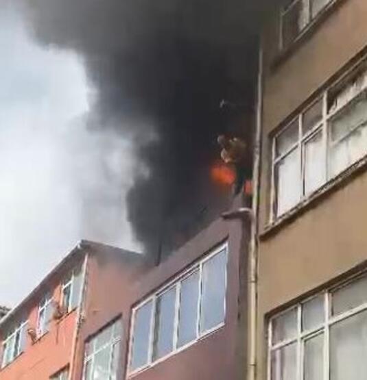 Kağıthane’de alevler arasında can pazarı kamerada - 5