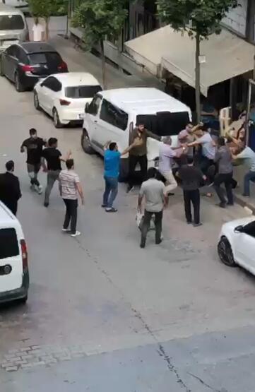 Ortalık savaş alanına döndü! Esnaf park yeri için birbirine girdi - 5