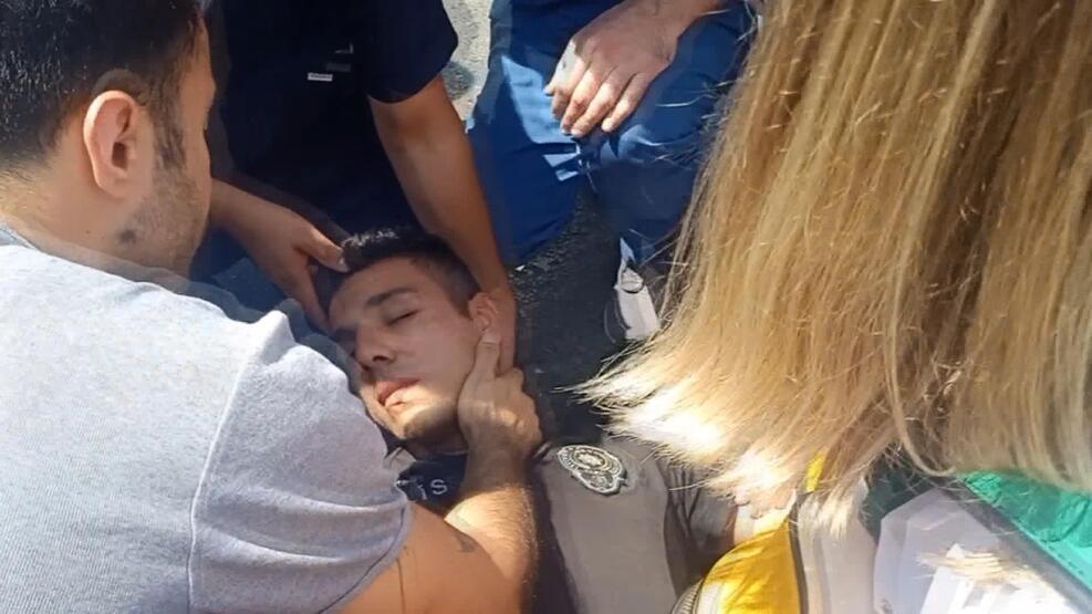 Rahatsızlanan polise sağlık çalışanları müdahale etti - 2