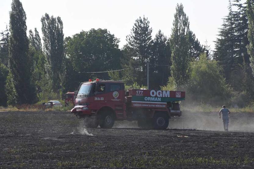 Yangın 30 dakika sürdü ama... 40 dönüm arpa kül oldu! - 6