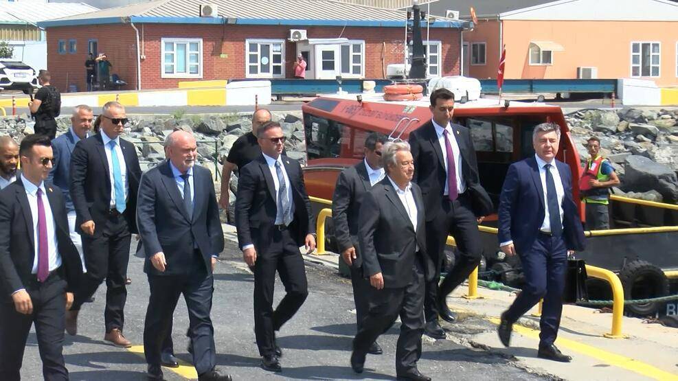 BM Genel Sekreteri Guterres tahıl gemisindeki incelemelere katıldı - 2