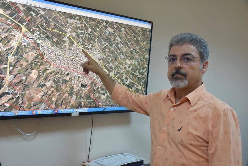 Uzman isim işaret edip uyardı: Sarıgöl fayını kırabilir - 1