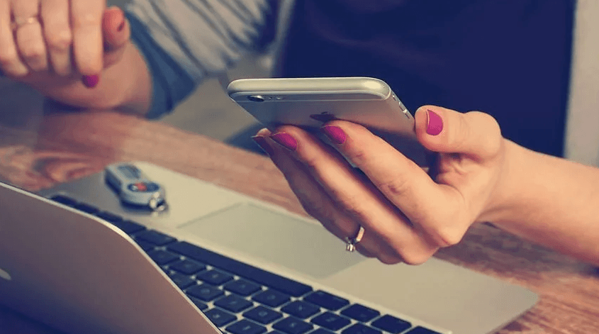 Prof. Özateş: Aşırı cep telefonu kullanımı kemik yapısını bozuyor - 5