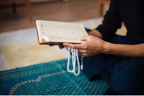 Ayetel Kürsi okunuşu ve Türkçe anlamı: Ayet-el Kürsi Arapça yazılışı ve Diyanet meali! Ayetel Kürsi duası ile ilgili bilgiler! - 4