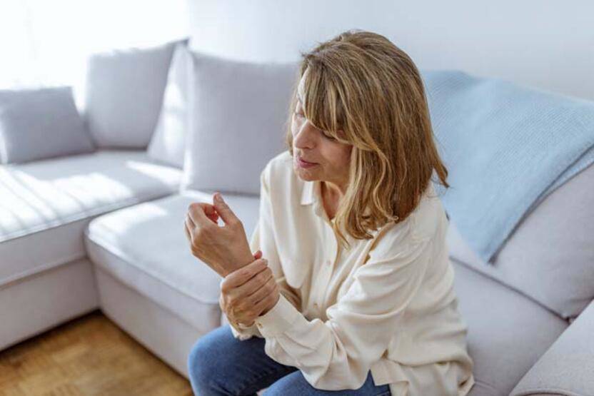 Geç belirti veriyor: Vücut ağrıları kemik erimesi işareti olabilir! Kemik erimesini tetikleyen hastalıklar - 6