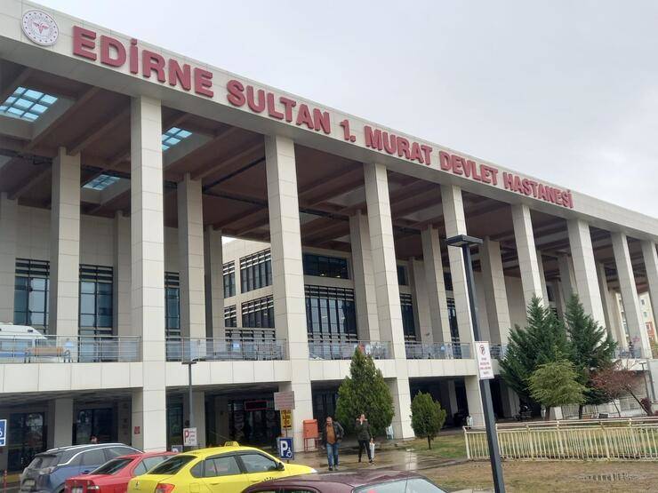 Bulgaristan sınırında donmak üzereyken bulunmuştu! O göçmen yoğun bakımda - 2