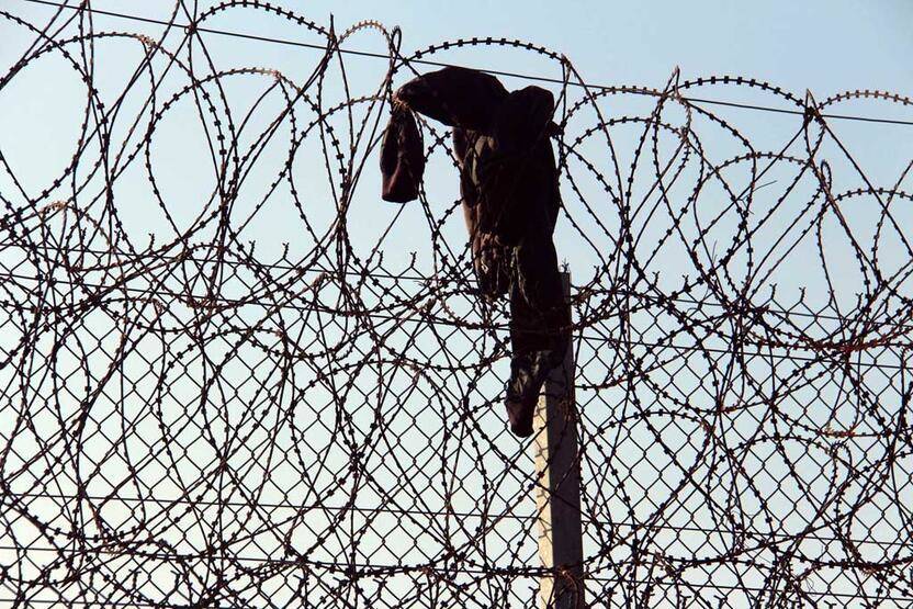 Bulgaristan sınırında donmak üzereyken bulunmuştu! O göçmen yoğun bakımda - 5